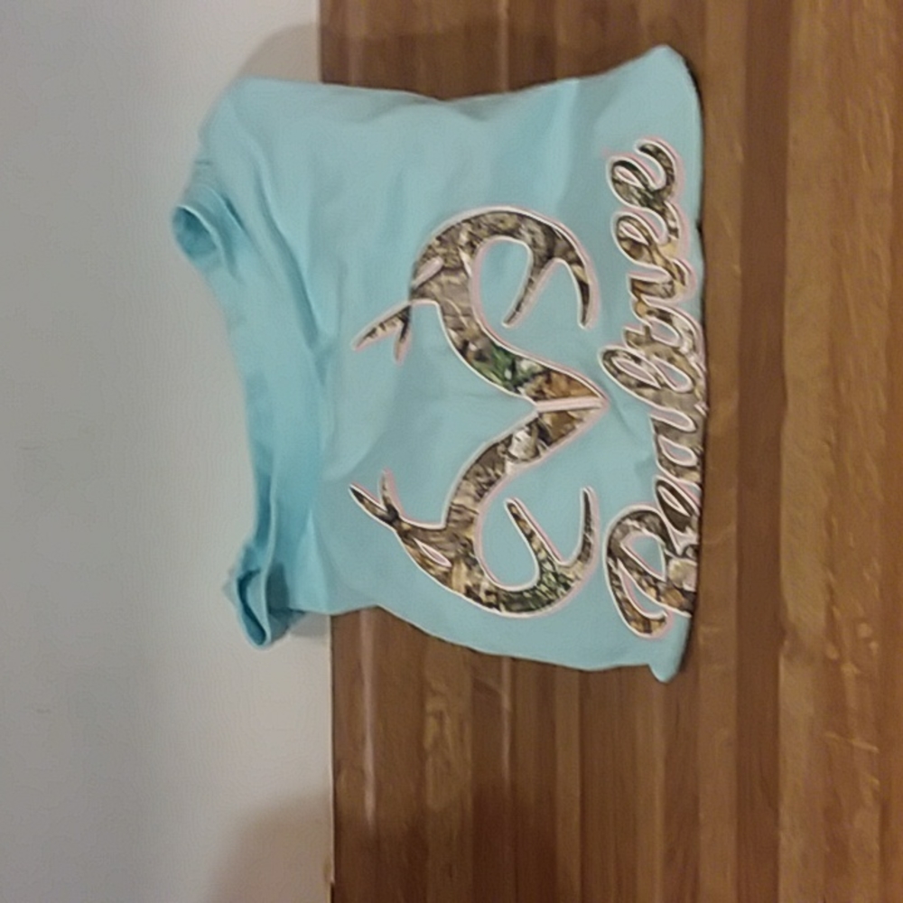 Beltre light green t shirt